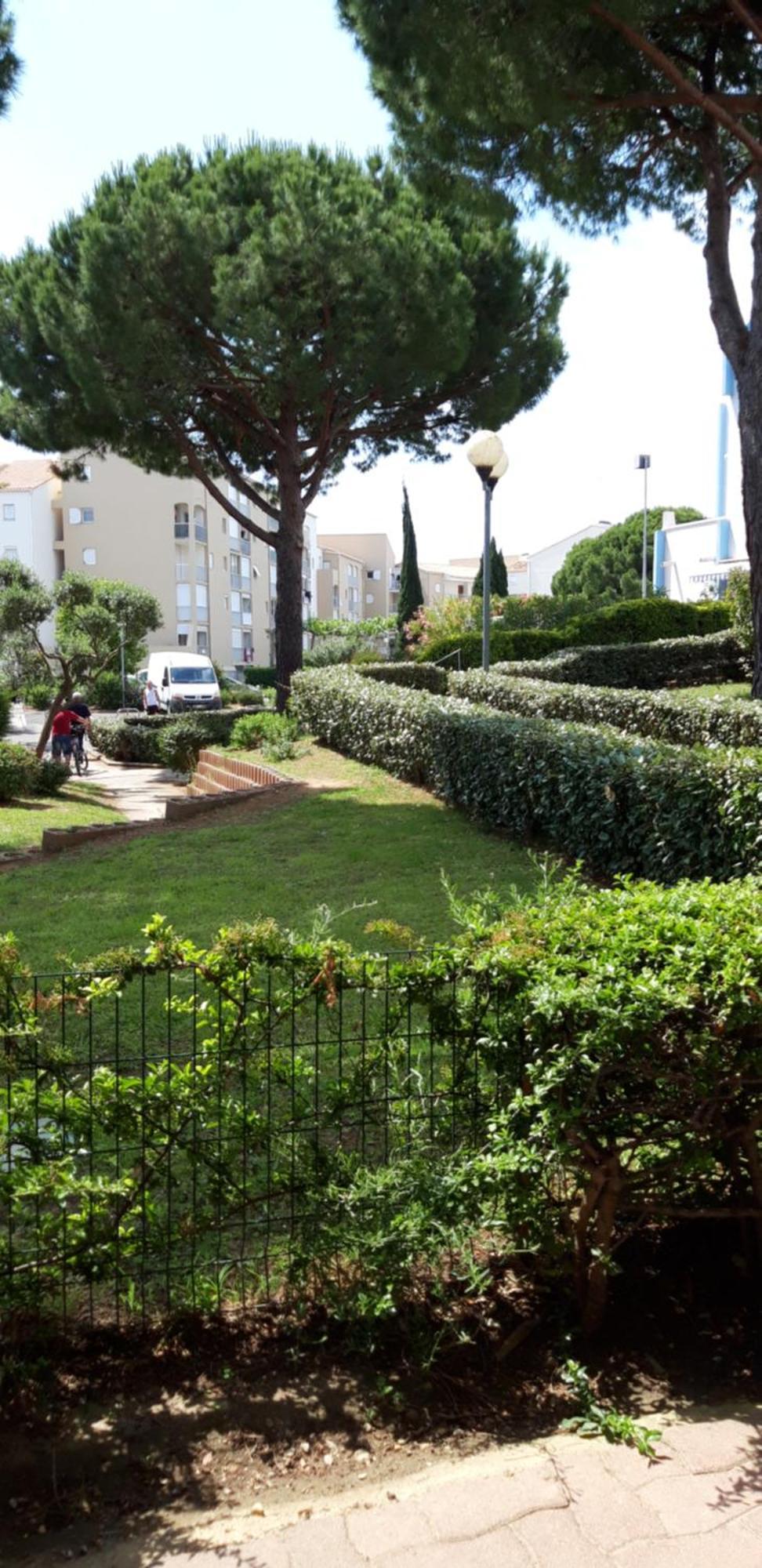 Residence Les Floralies 2 - Avenue De Camargue Ле-Гро-дю-Руа Екстер'єр фото